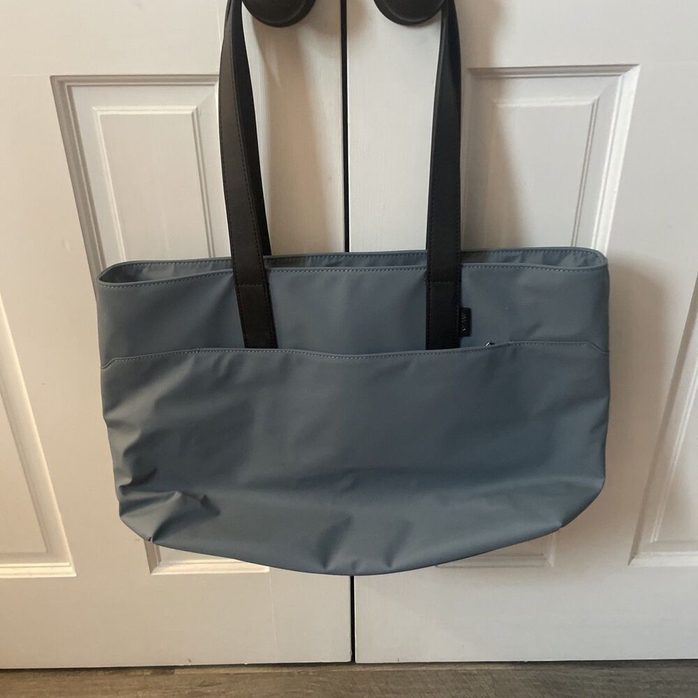 Away Travel The Everywhere Bag Duffle 20" Overnight Weekender Coast Blue